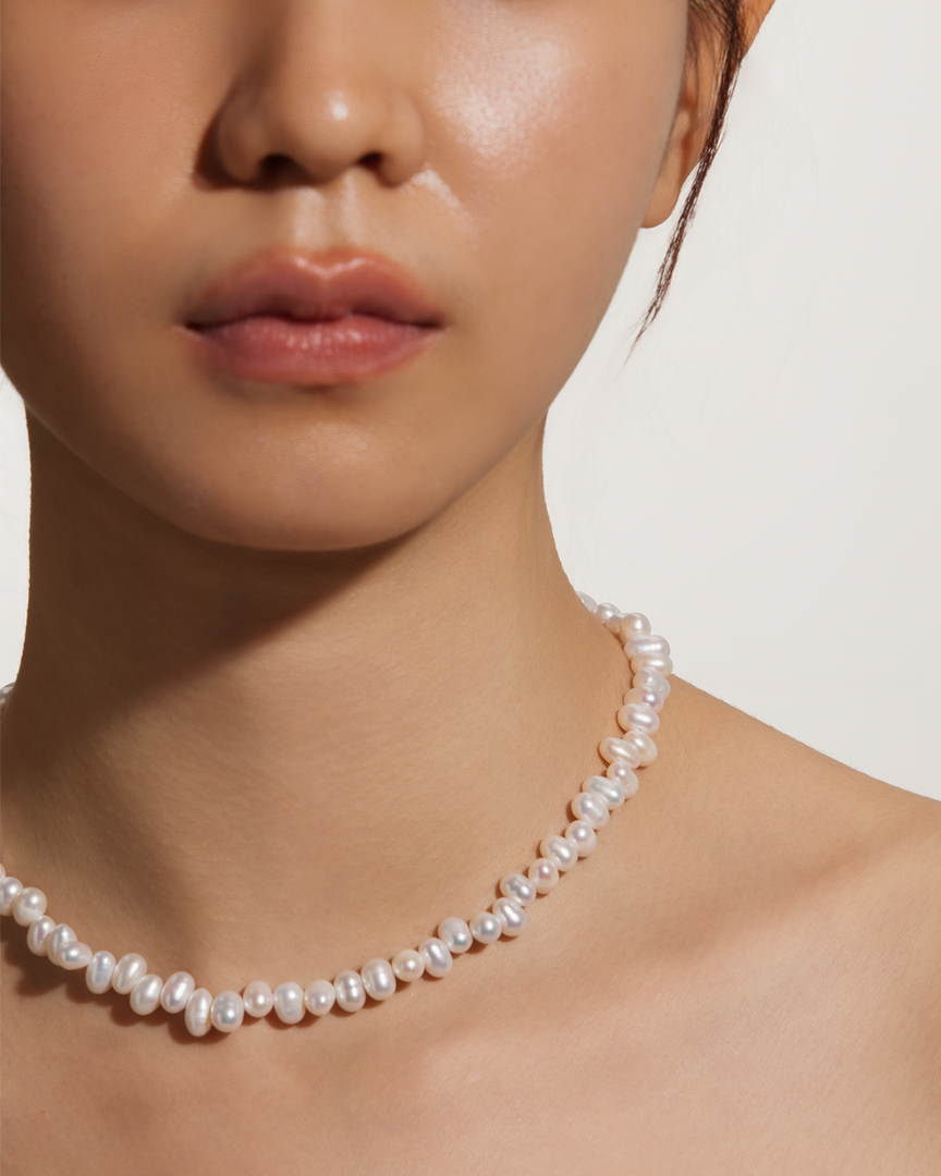 REBEKAH'S BEADS NECKLACE