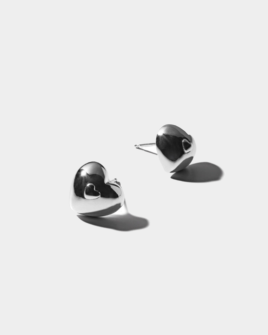 HALO'S HEART STUDS